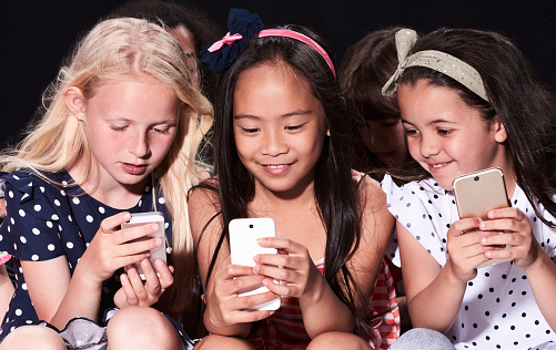 The Best Technology-Screen Time Contract For Kids