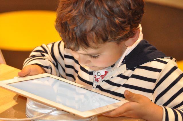 Screen Time: The Impact on Kids and Parenting
