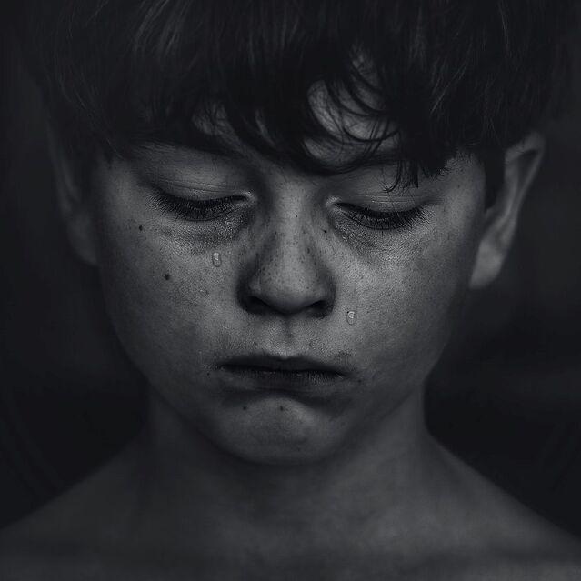 7 Thoughts That Make Children and Teens Feel Miserable
